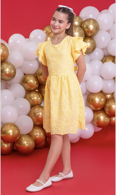 Vestido em Laise amarelo