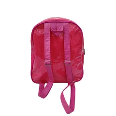 Mochila Barbie com pelúcia na internet