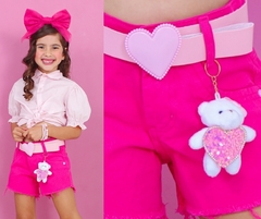 Short jeans infantil + cinto + chaveiro