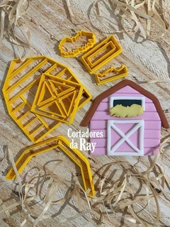 cortador celeiro fazendinha - 8CM