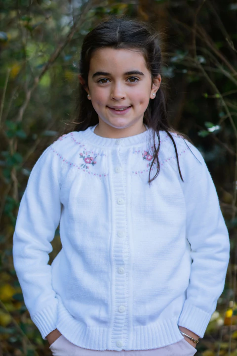 Cardigan blanco bordado - comprar online