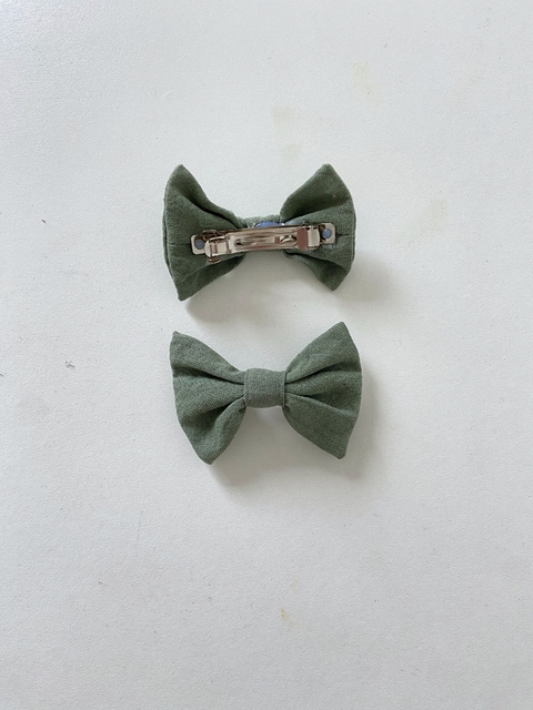 par moños hebillas verde