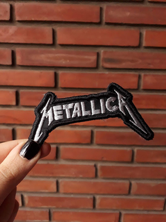 PARCHE - METALLICA EN BLANCO