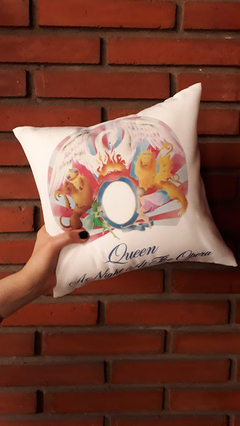 ALMOHADÓN ROCK - QUEEN