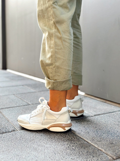 Imagen de HARPER TOTAL WHITE (NEW IN)
