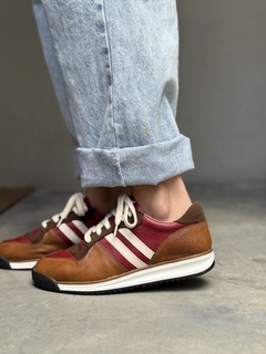 TAYLOR RETRO CHERRY (NEW IN)