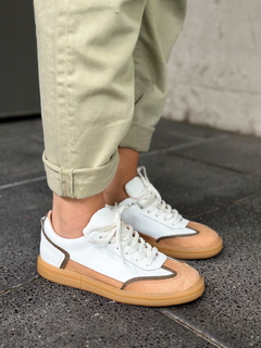 KATY WHITE (NEW IN) - comprar online