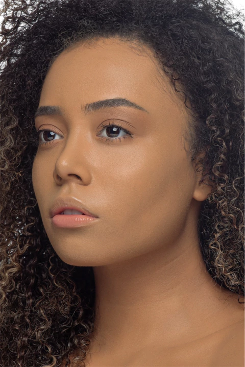 Base TRANSFORMAKE® 85% Skincare Cor 7N