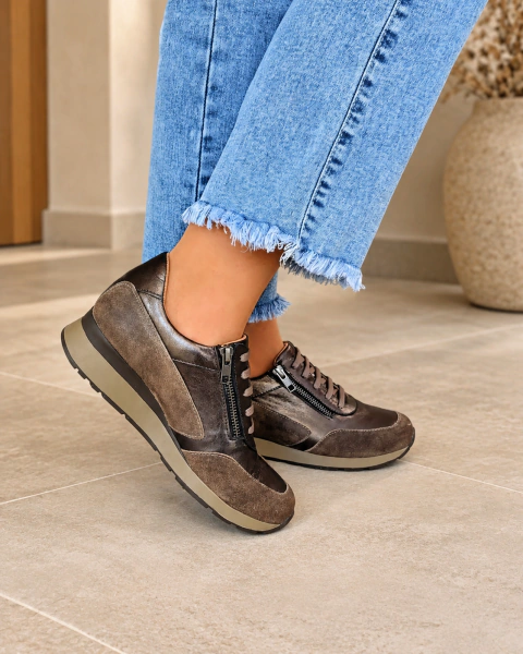 Zapatillas Fatima de cuero con Plantilla Anatómica Color Choco/Peltre (022)
