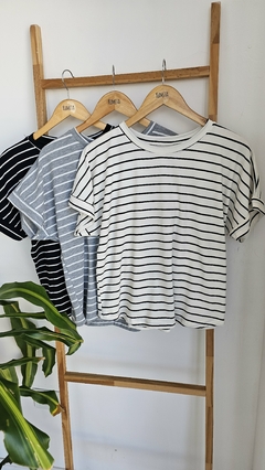Remera Rayadas - comprar online