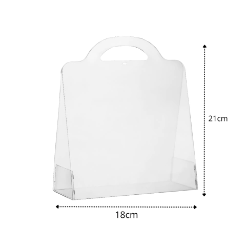 Sacola Cristal Bag Média Lisa ou Corações 18 x 21cm  Surpreenda quem você ama com elegância e transparência! Descubra a Sacola Cristal Bag, a escolha perfeita para realçar seus presentes e flores. Com um design transparente e sofisticado, essa sacola é id