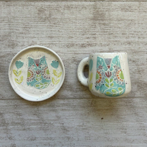 Set de Pocillo mas plato chico Gatitos