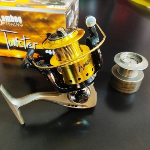 REEL FRONTAL TWISTER 20