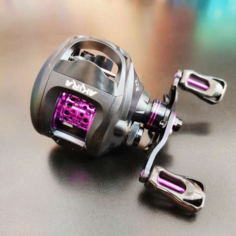 REEL HUEVITO COLONY . AKIRA DER/ZUR