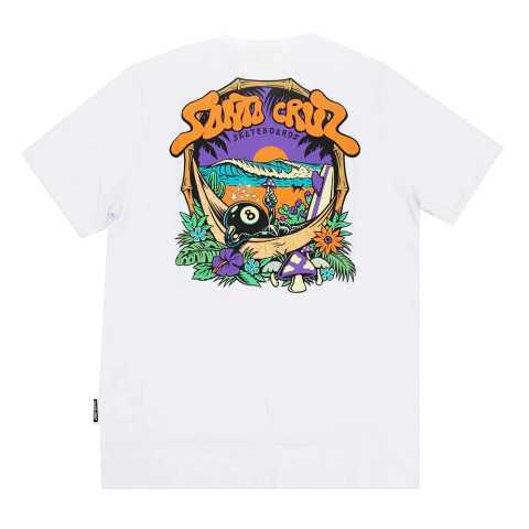 Camiseta Santa Cruz Winkowsk 8Ball branca com estampa colorida nas costas.
