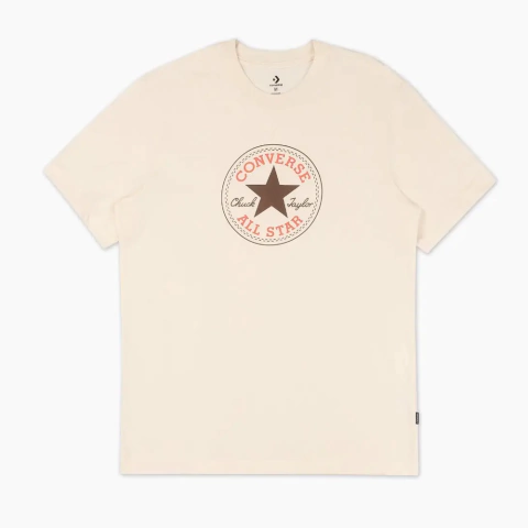 Camiseta Converse Star Go-To Off-White. Confeccionada em 100% algodão. Camiseta mangas curtas. Costas lisa/sem estampa nas costas.