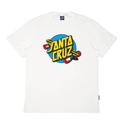 Camiseta masculina Santa Cruz Summer 76 na cor off white com estampa de skate e logo colorido na frente.