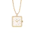 Colar relógio feminino quadrado dourado minimalista com corrente elegante.