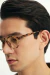 Óculos de Grau Redondo Duna Tortoise Latte em rosto masculino.