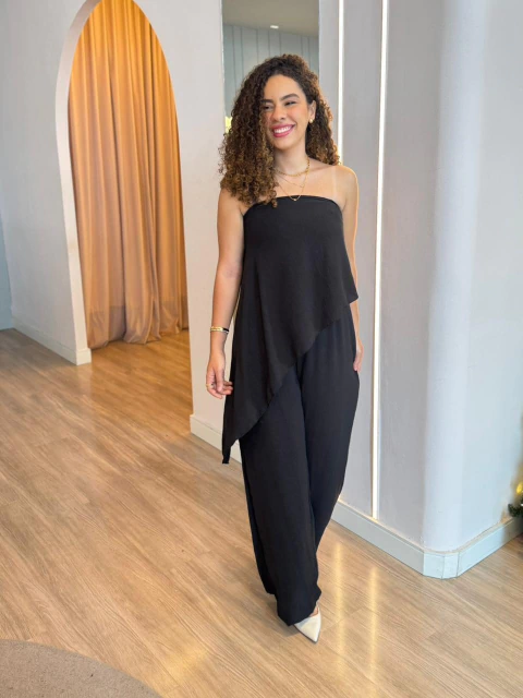 Macacão Talita Frazao - Preto