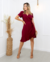 Vestido Envelope Paty Curto Bordô marsala Vestido PATY Envelope midi curto BORDÔ