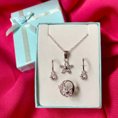 Combo: 3 Joyas Flor con Piedra Nº2
