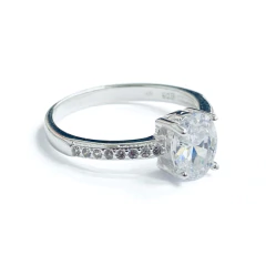 Anillo Italiano 40 - Compromiso Piedra Ovalada en internet