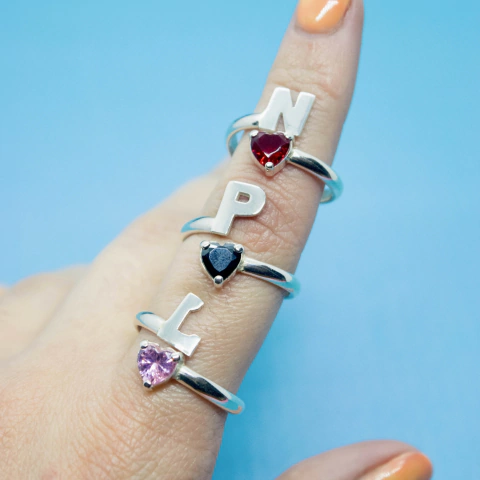 Anillo Inicial con Piedra Corazón - comprar online