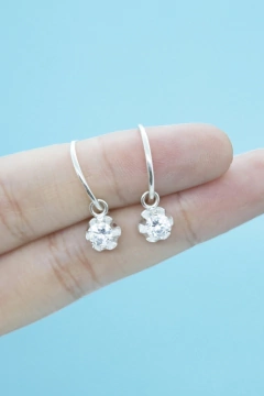Aro Cubano con Dije Flor con Piedra - comprar online