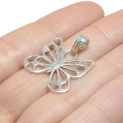 D57 - Mariposa Calada en internet