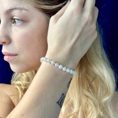 Pulsera Extensible Perlas Blancas 6mm - Adára Fábrica de Joyas