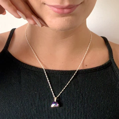 Combo: Collar con Cristal + Aro Triángulo