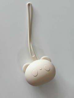 GUARDA CHUPETE PANDA en internet