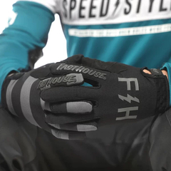 LUVA FASTHOUSE SPEED STYLE AKIN PRETO/CINZA - Rudnick Motos