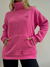 BUZO POLAR CUELLO ALTO CON BOLSILLO ROSA CHICLE en internet