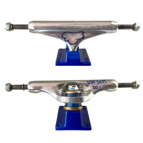 TRUCK SKATE ESSÊNCIA PRATA BASE AZUL - comprar online
