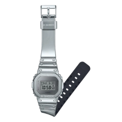 Reloj Casio GM-5600YM-8A8DR G-Shock en internet