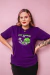 Camiseta Roxa Not Alone na internet