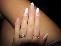 Unha Postiça 24 Unidades Formato Amêndoa Branca com Coração - comprar online