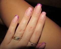 Unha Postiça 24 Unidades Francesinha Glitter Roxo com Coração na Ponta