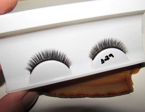 Cílios Postiços Curtinhos e Cheios 3D - 129