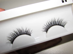 Cílios Postiços #1