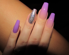 Unha Postiça 24 Unidades Comprida Degradê Roxo com Glitter Prata