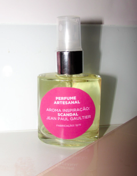 Perfume Artesanal - Aroma Inspiração Scandal 30ml