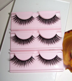 Kit com 03 Pares de Cílios Postiços 817