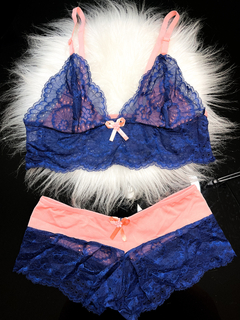 Conjunto de Renda Sem Bojo Sutiã e Calcinha Calesson Azul com Rosé M - comprar online