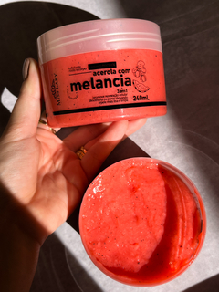Esfoliante Corporal Acerola Com Melancia 240ml - Miss Lary