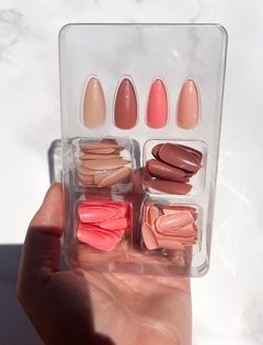 Kit com 96 Unhas Postiças em Tons de Nude - comprar online