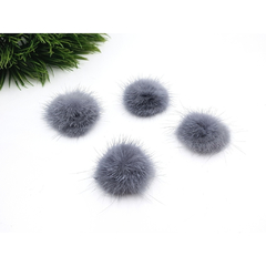 meio-pompom
