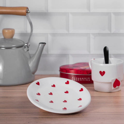 PLATO PARA TAZA CORAZONES ROJOS
